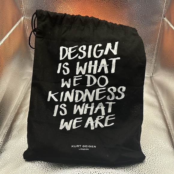 NWT Gorgeous RARE Pink sequined Kurt Geiger Kensington bag - Picture 9 of 10